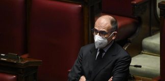 Governo, Letta: “Continua minaccia crisi da centrodestra, così non si può andare avanti”