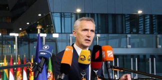 Ucraina-Russia, Stoltenberg: “Finché dura guerra rischio escalation”