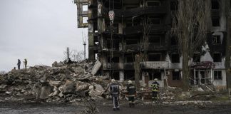 Guerra Ucraina-Russia, Zelensky: “A Mariupol decine di migliaia di morti”