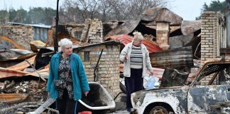 Ucraina, bombe nella notte. Kadyrov: “Oggi Azovstal sotto controllo Russia”