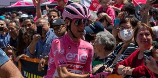 Hindley vince sul Blockhaus, Lopez resta leader del Giro