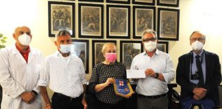 Donazione del Rotary al Mazzali per l’acquisto di una doccia idromolecolare per ospiti allettati Donazione del Rotary al Mazzali per l'acquisto di una doccia idromolecolare per gli ospiti allettati
