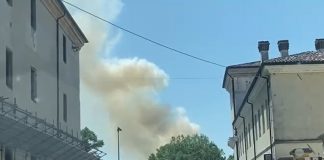 Sterpaglie a fuoco in zona Te Brunetti: a lavoro i vigili del fuoco. Traffico rallentato