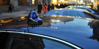 Auto blu sono aumentate nel 2021: sono quasi 30mila