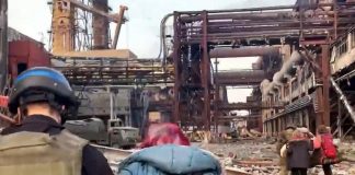 Azovstal, evacuazione continua: salvati 50 civili