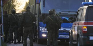 Azovstal, evacuati 264 soldati. Zelensky: “Nostri eroi ci servono vivi”