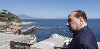 Berlusconi: “Ucraina aggredita, va aiutata. Noi con Occidente”