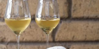 Mozzarella bufala campana Dop e vino, al via il primo corso sull’abbinamento