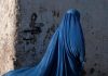 Afghanistan, talebani impongono alle donne il burqa in pubblico