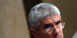 Viaggio Salvini a Mosca, Casini: “Non diventi burattino di Putin”