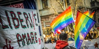 Alessandria, denunciata aggressione omofoba: “Insultata e picchiata dal vicino”