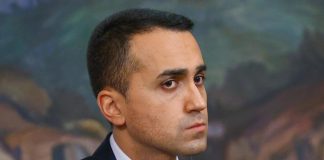 Ucraina, Di Maio: “Ue sia sempre più in prima linea per pace”