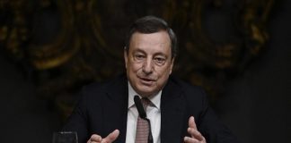 Russia espelle diplomatici Italia, Draghi: “Atto ostile, ma avanti dialogo”