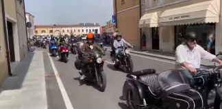 In 250 eleganti e in moto per “The distingushed Gentleman’s ride”: iniziativa benefica su due ruote