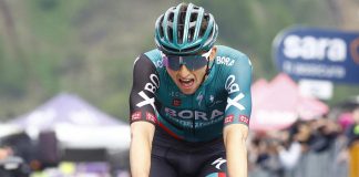 Giro d’Italia 2022, Hindley trionfa