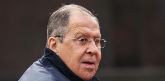 Ucraina, Lavrov: “Porte dialogo con Occidente non chiuse”