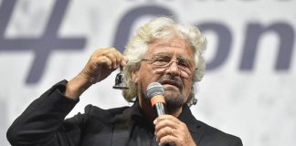 Roma, Grillo vs Gualtieri: “Bruciare rifiuti è negazione economia circolare”