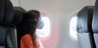 Mascherine in aereo, cosa cambia da oggi in Italia e in Europa