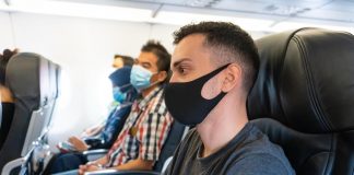 Mascherine in aereo, cosa cambia da lunedì 16 maggio