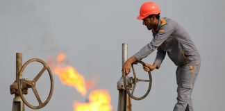 Sanzioni Russia, “accordo Ue su embargo petrolio in settimana”