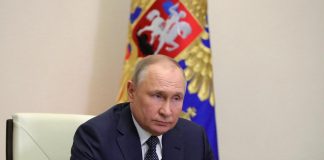 Azovstal, Putin: “Corridoi per civili ma soldati Ucraina si arrendano”