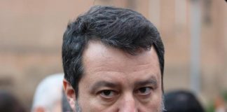 Finlandia e Svezia nella Nato, Salvini: “Non ora”. Pd: “Assist a Putin”