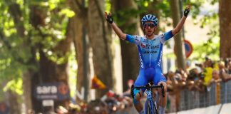 Giro d’Italia, Yates trionfa a Torino