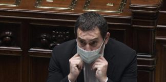 M5S, Spadafora: “Paghiamo deficit politico di Conte, temo voglia sfilarsi dal governo”