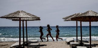 Viola: “Estate senza mascherina, ma forse tornerà a settembre”