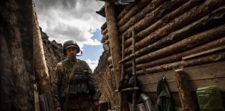 Ucraina, Zelensky: “Situazione Donbass estremamente difficile”