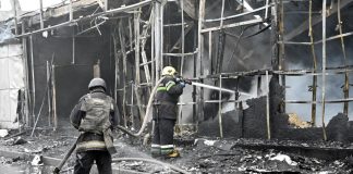 Ucraina, raid contro scuola nel Luhansk: si scava tra le macerie