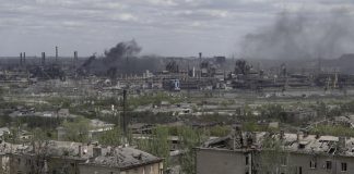 Mariupol, Azov: “Situazione critica, ma teniamo posizioni”