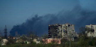 Guerra Ucraina, Kiev: “Bombe al fosforo su Azovstal”