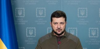 Mariupol, Zelensky: “Servono più armi”