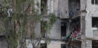 Guerra in Ucraina al centesimo giorno e si continua a combattere