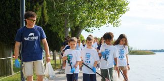 Gardaland Sea life Aquarium e Comune di Castelnuovo del Garda insieme per una speciale pulizia della spiaggia
