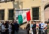 Inaugurata la lapide restaurata che ricorda i caduti della Prima Guerra Mondiale in corso Garibaldi