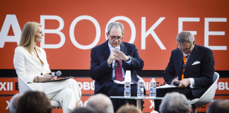 Paul Auster: “Negli Usa rischio di una guerra civile, ho paura”