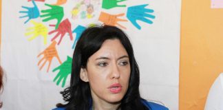 Scissione 5 Stelle, Azzolina: “Lascio Movimento, entro in gruppo Di Maio”