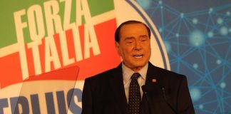 Fi, caso morosi imbarazza Berlusconi