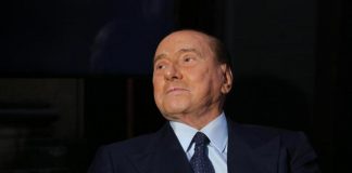 L’appello di Berlusconi ai grillini: “Venite con noi”