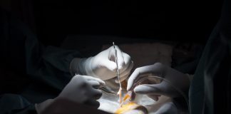 Ritocchi estetici, “in Italia non c’è la volontà di tutelare i pazienti”