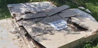 Foibe, distrutta lapide ad Anzio: “Un incidente, chi l’ha provocato vuole ripararla”