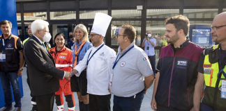 Dagli Angeli del fango alla lotta al Covid, Mattarella esalta il volontariato