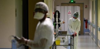 Covid Francia, la sentenza: no risarcimento per parenti di malati morti