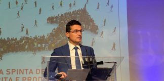 Mantovani (ManagerItalia): “Scarsa attrattività e gap produttività frenano il terziario’