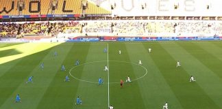 Inghilterra-Italia giocatori in ginocchio contro razzismo