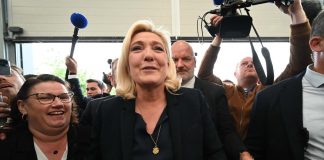 Elezioni Francia, Le Pen: “Macron presidente minoranza”