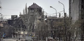 Ucraina, allarme da Mariupol: “Troppi cadaveri, rischio catastrofe sanitaria”