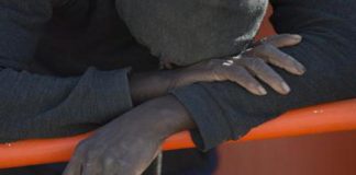 Migranti, 22 dispersi in tragico salvataggio nel Mediterraneo centrale